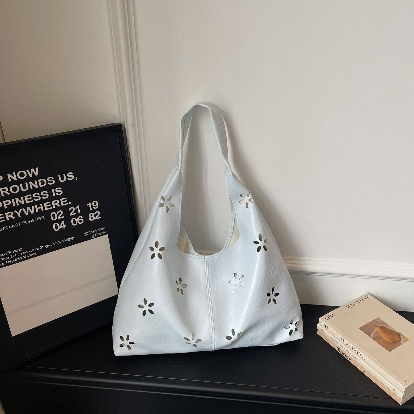 Blumen Cut-Out Schultertasche Brehn