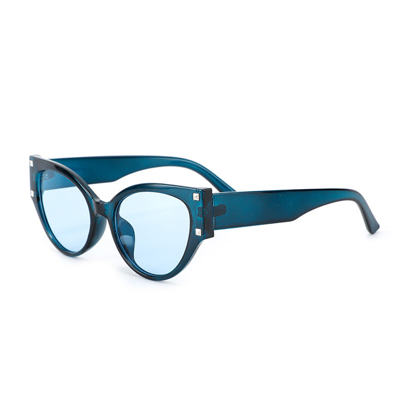 Damen trendige Cat-Eye Sonnenbrille mit glamourösen Akzenten Brehn