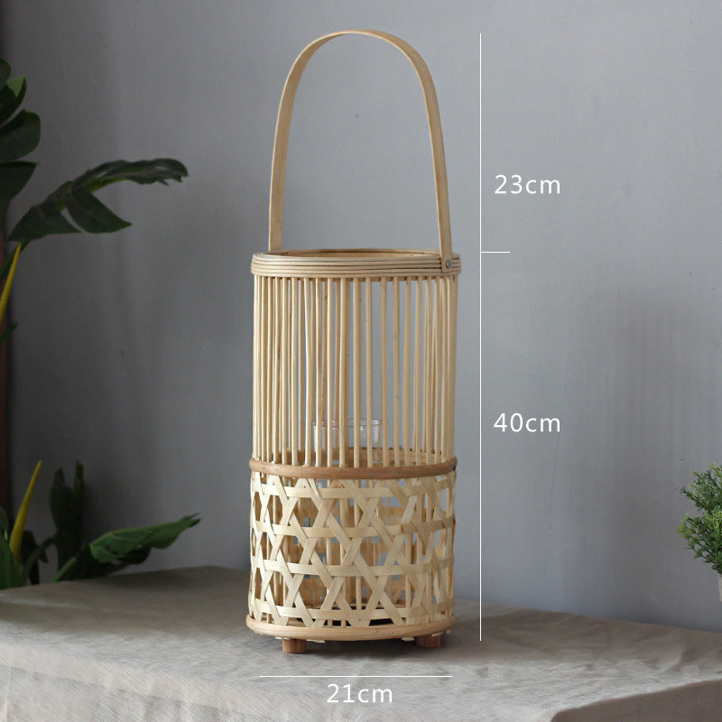 Handgefertigte Laterne aus Rattan Brehn