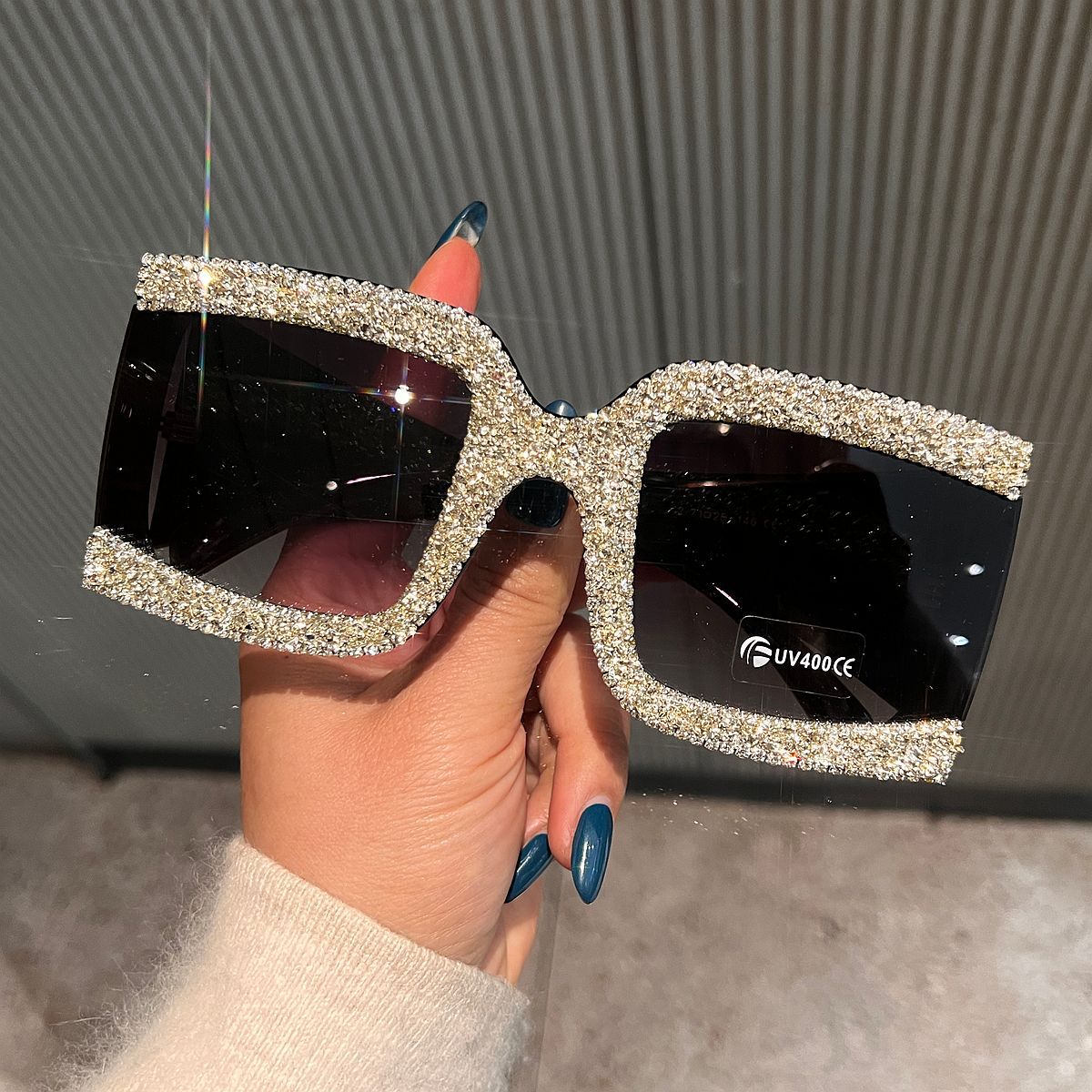 Damen Sonnenbrille mit strassverziertem Rahmen Brehn