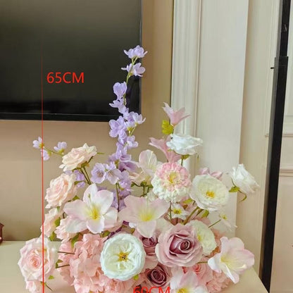Dekorativer Blumenarrangement