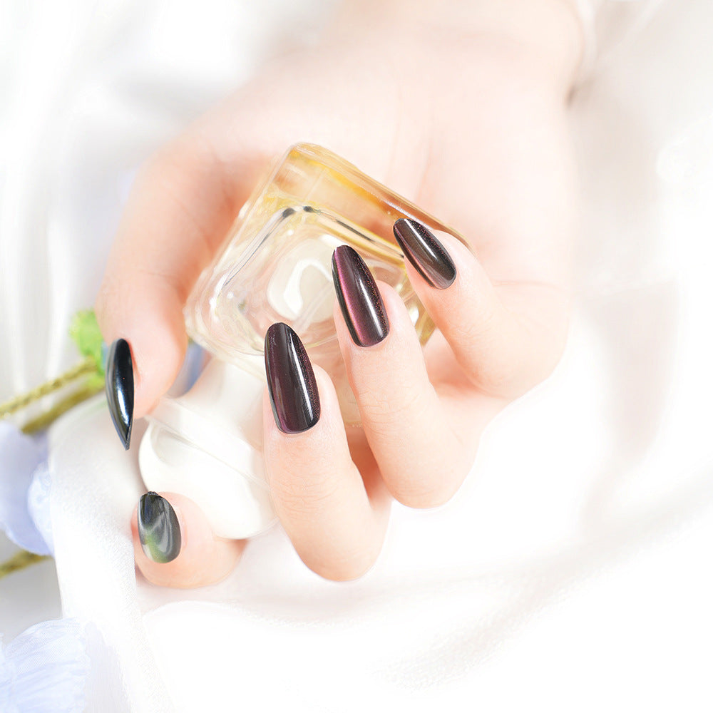 Glänzendes Metallic Press-On Nail Set Brehn