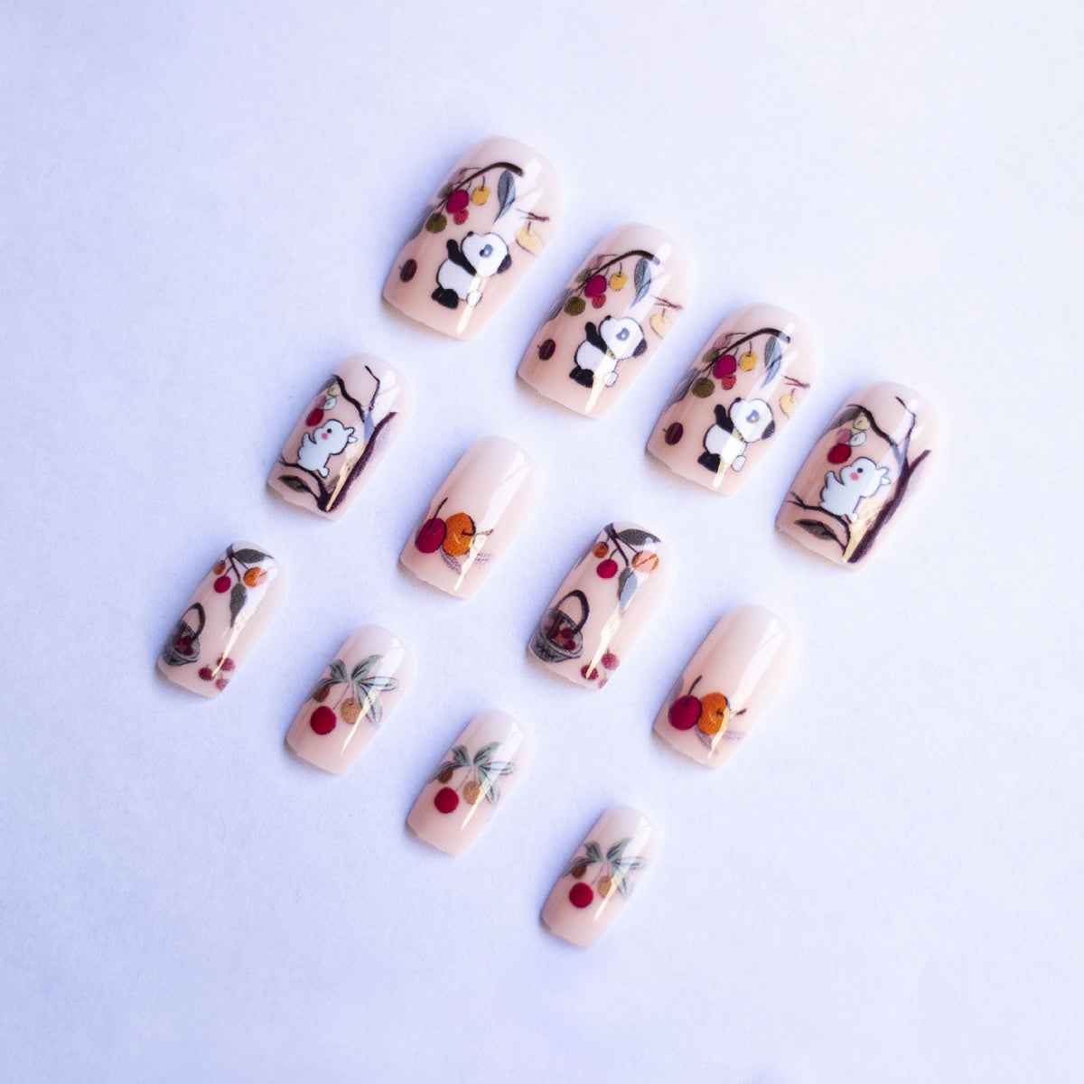 Künstlerisches von der Natur inspiriertes Nagelkunstset