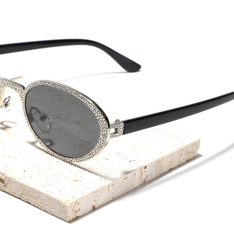 Damen Glamouröse Sonnenbrille mit funkelnder Rahmenverzierung Brehn