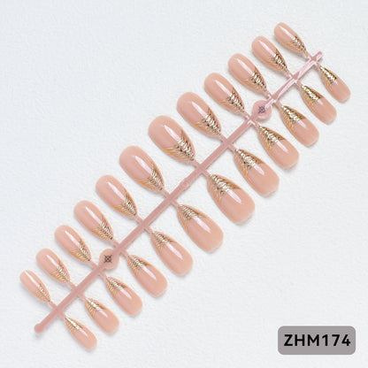 Elegante Press-On Nagelspitzen mit goldenen Details Brehn