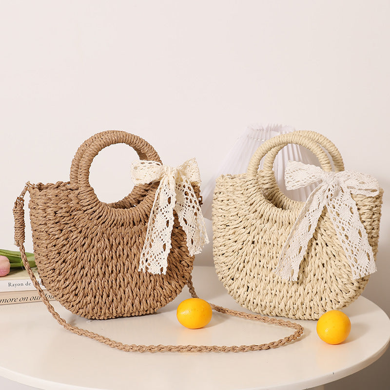 Trendige Basttasche mit Rundem Griff und Strukturiertem Design Brehn