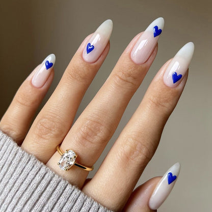 Herz-Akzent Acrylnageldesign Brehn