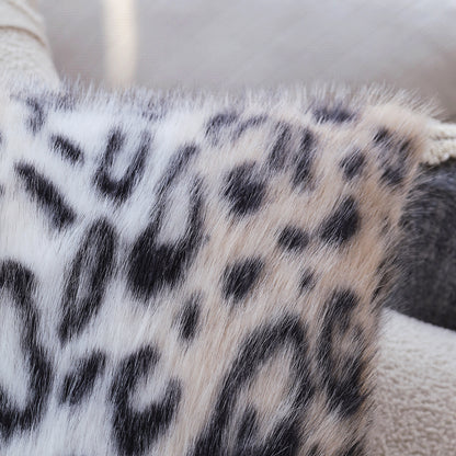 Quadratischer Faux-Fur Kissenbezug im Vintage‑Leopardenprint mit extraweichem Langhaar Brehn