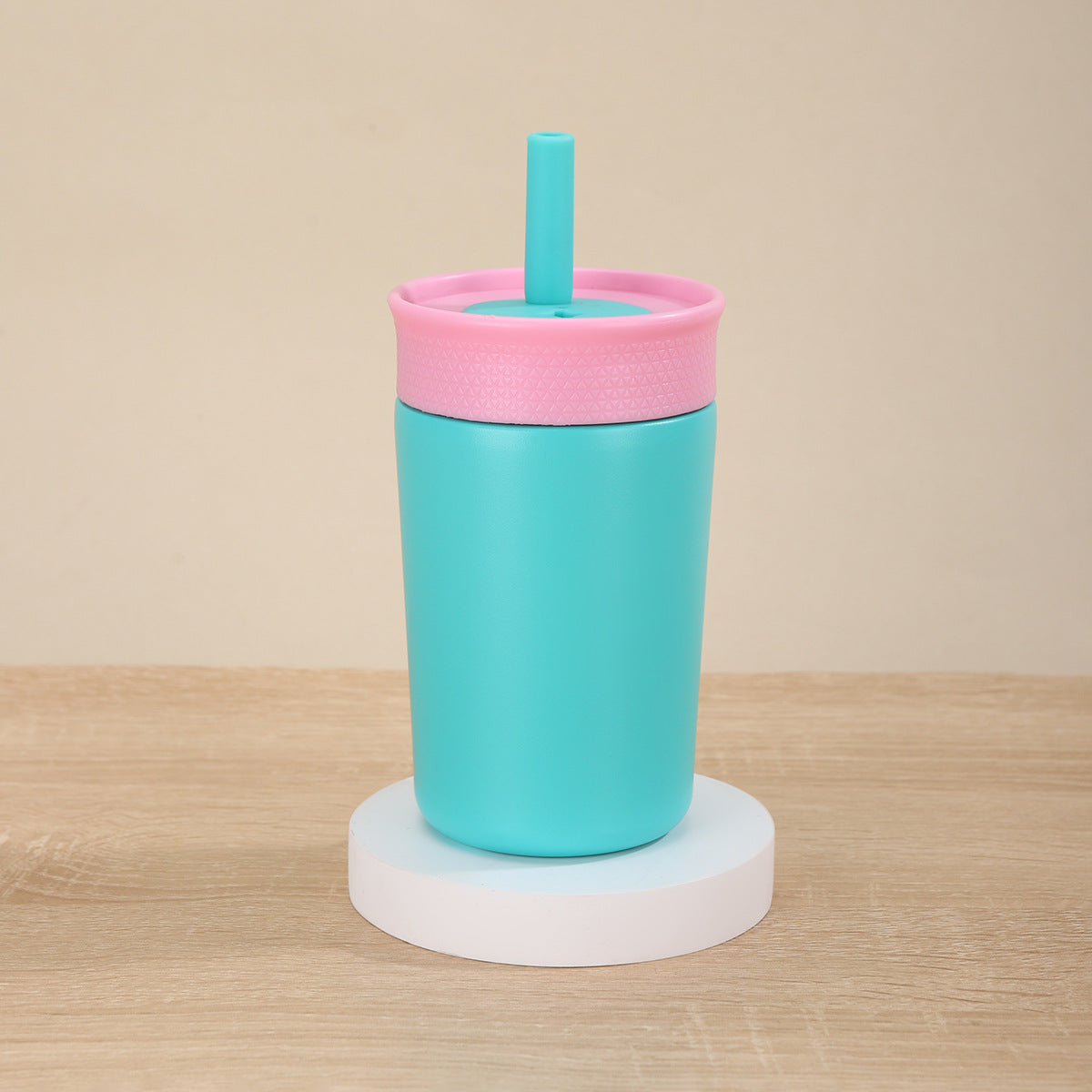 Damen Isolierte Trinkflasche mit Silikonhut und Strohhalm Brehn
