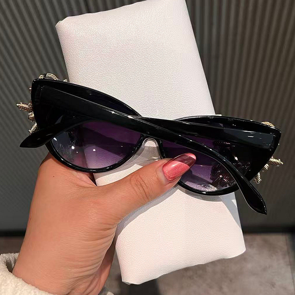 Damen Sonnenbrille mit exklusivem Schmuckdesign Brehn