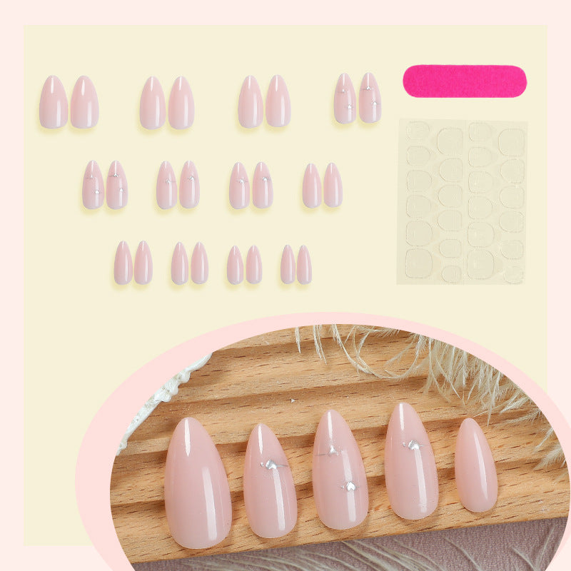 Stylische Press-On Nagelkollektion Brehn
