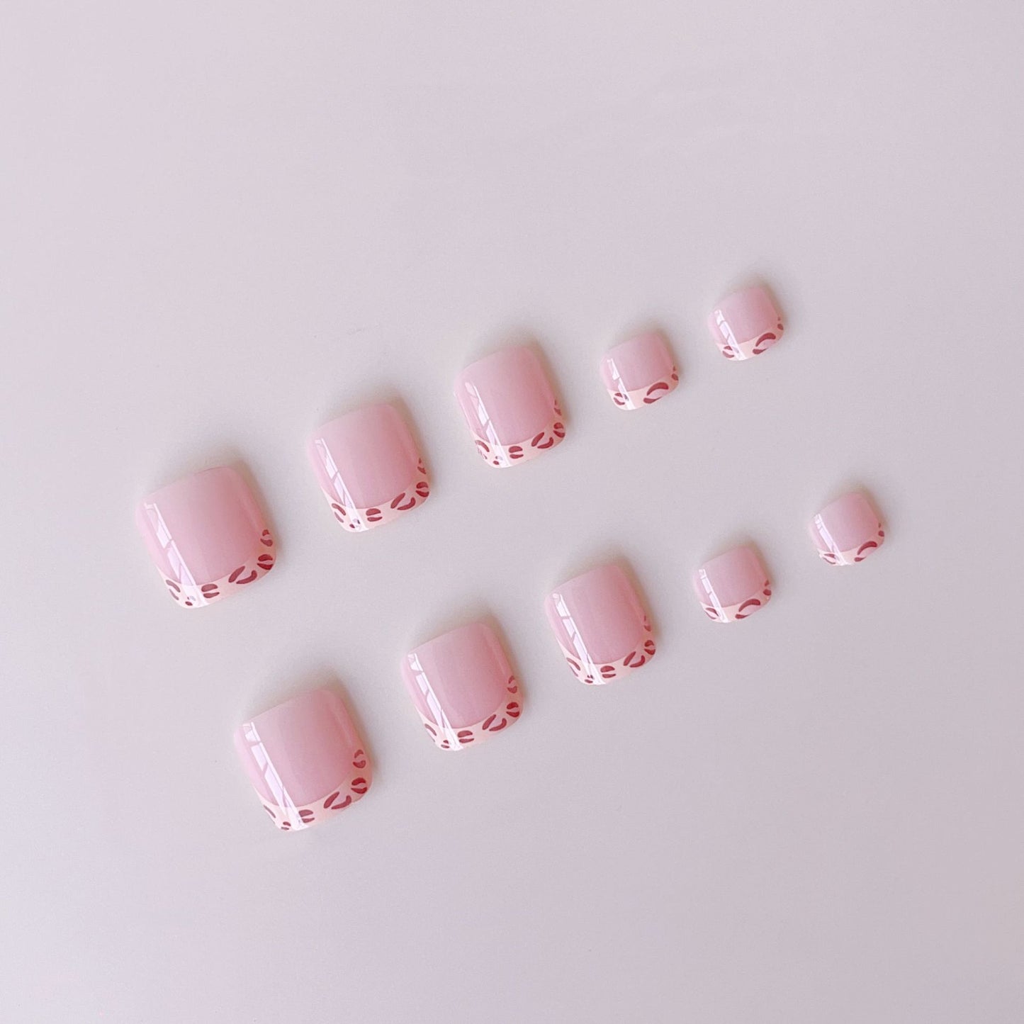 Fußnagelkunst Set mit eleganter Spitzenverzierung Brehn