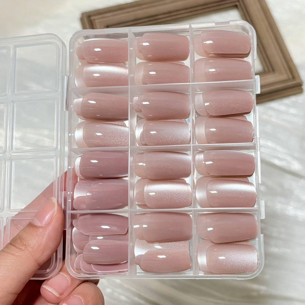 Glänzende Press-On Nagelspitzen Kollektion Brehn