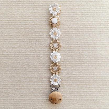 Florale Häkel-Schnullerhalter mit Holz-Sicherheitsclip