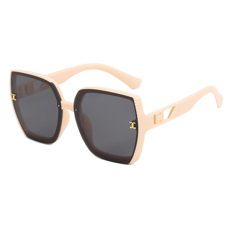 Damen quadratische Sonnenbrille mit hochwertigem Gestell und UV-Schutz Brehn