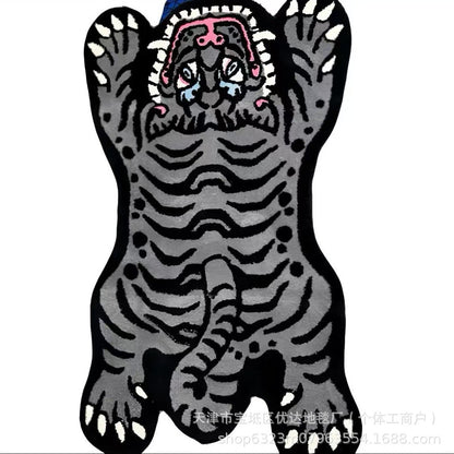 Tiger-förmiger gestickter Akzentteppich