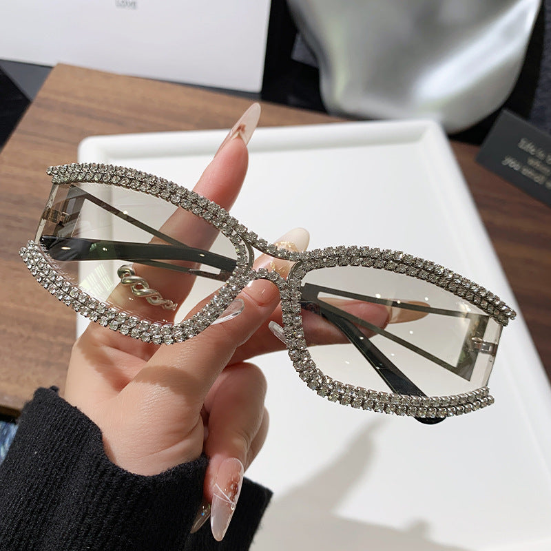 Damen Cat-Eye Sonnenbrille mit funkelndem Kristallrahmen Brehn
