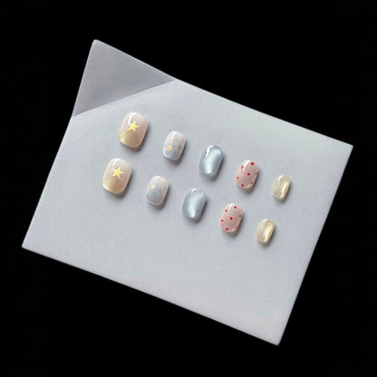 Künstlerisches Druck-Nagelkunstset mit Sternen und Punkten