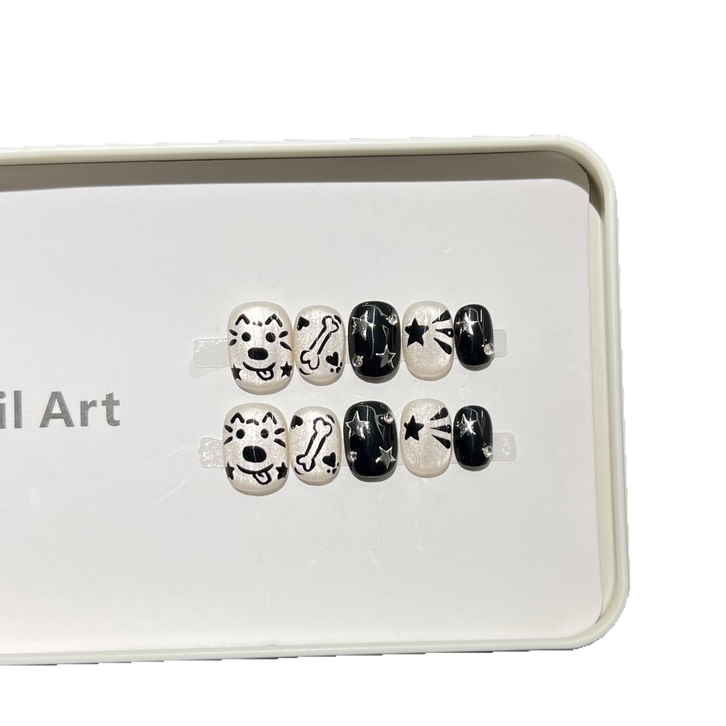 Verspieltes thematisches Press-On-Nagelset Brehn