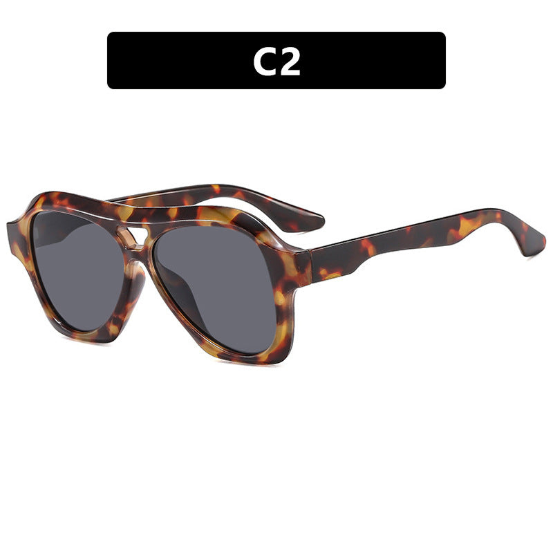 Damen modische Sonnenbrille mit einzigartigem Design und schützendem UV-Filter Brehn