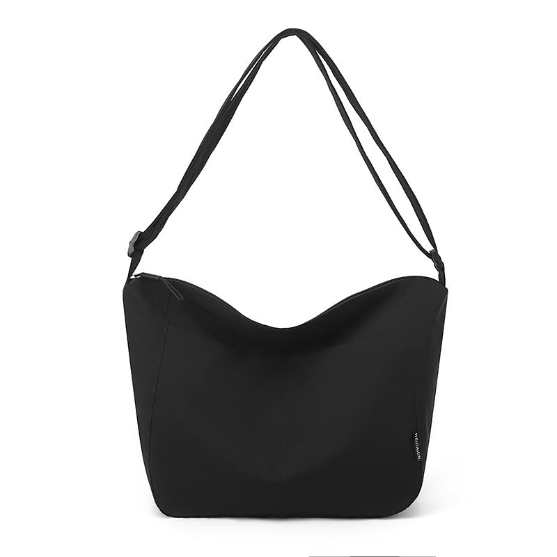 Zeitgenössische stilvolle Schultertasche Brehn
