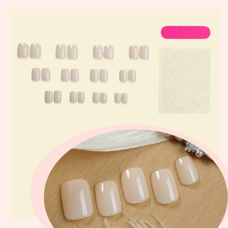 Kunstnagel Set mit glattem, natürlichem Finish Brehn