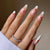 Glamouröse Nailart mit Herzverzierungen Brehn