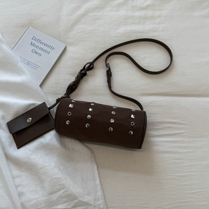 Nieten Crossbody Tasche
