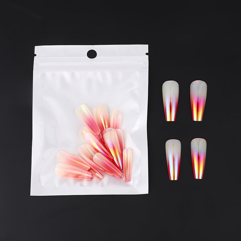 Kunstnägel im trendigen Gradient-Design Brehn