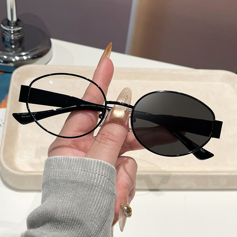 Damen Vintage Sonnenbrille im ovalen Design Brehn