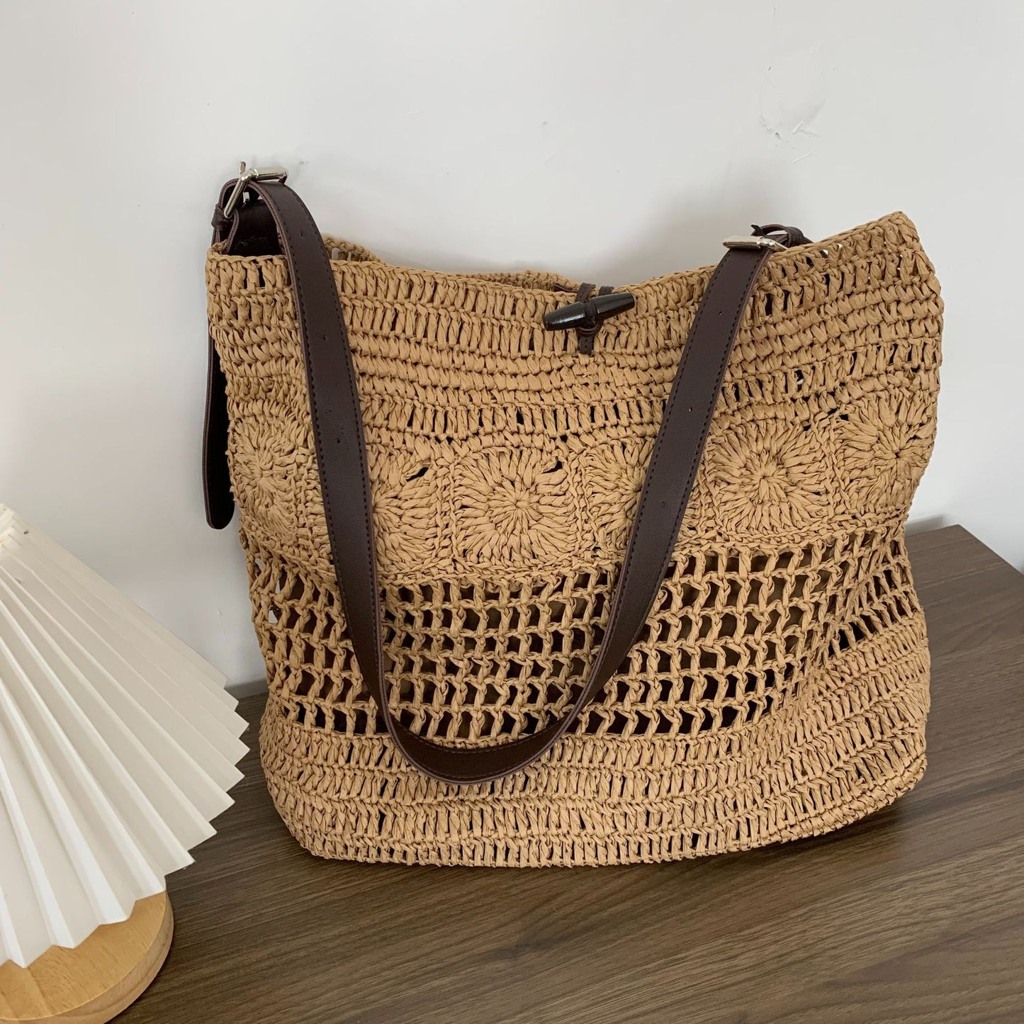 Geflochtene Handtasche mit Robusten Lederträgern Brehn