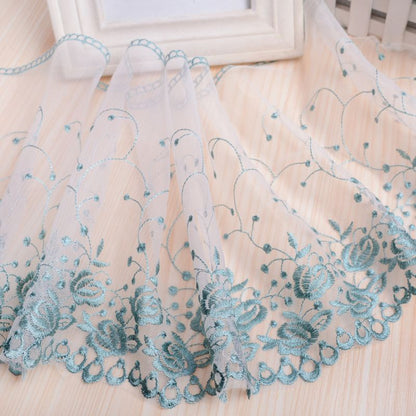 Elegante Bestickte Gardine Brehn