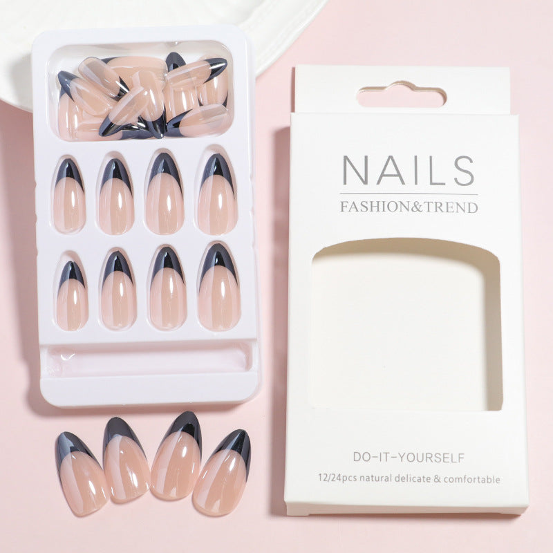 Elegantes French Tip Press-On Nail Art Set Brehn