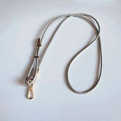 Verstellbares Multi-Use Lanyard mit dualen Clips Brehn