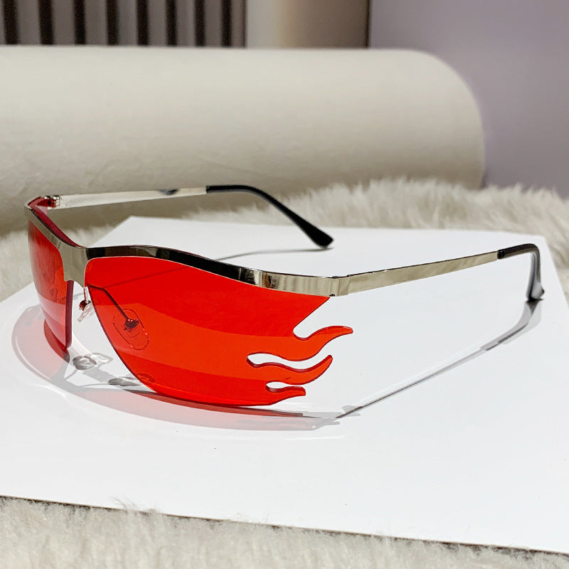 Damen futuristische Sonnenbrille mit markantem Design Brehn