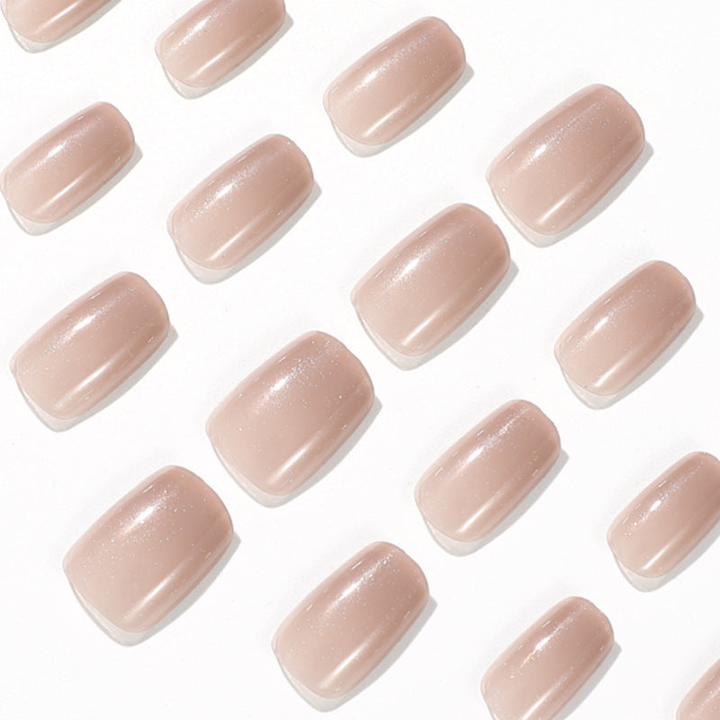 Glänzendes Nude-Gel-Nagel-Set Brehn