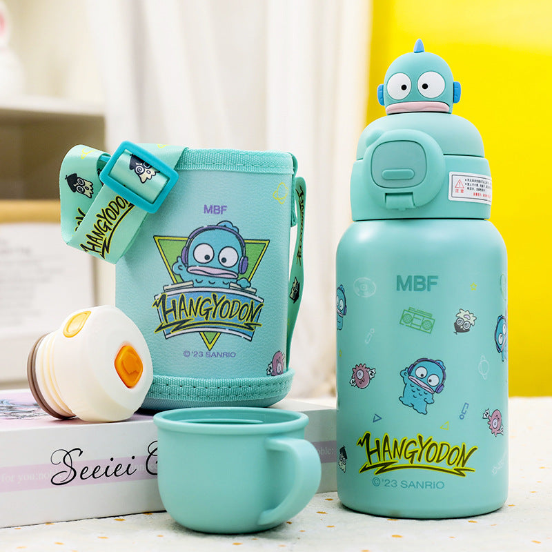 Isolierte Trinkflasche mit Integriertem Trinkbecher und Praktischem Tragegurt Brehn