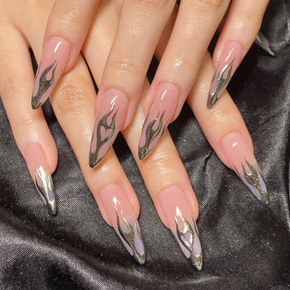 Elegante Stiletto Press-On Nagelkunst mit Strass-Akzenten Brehn
