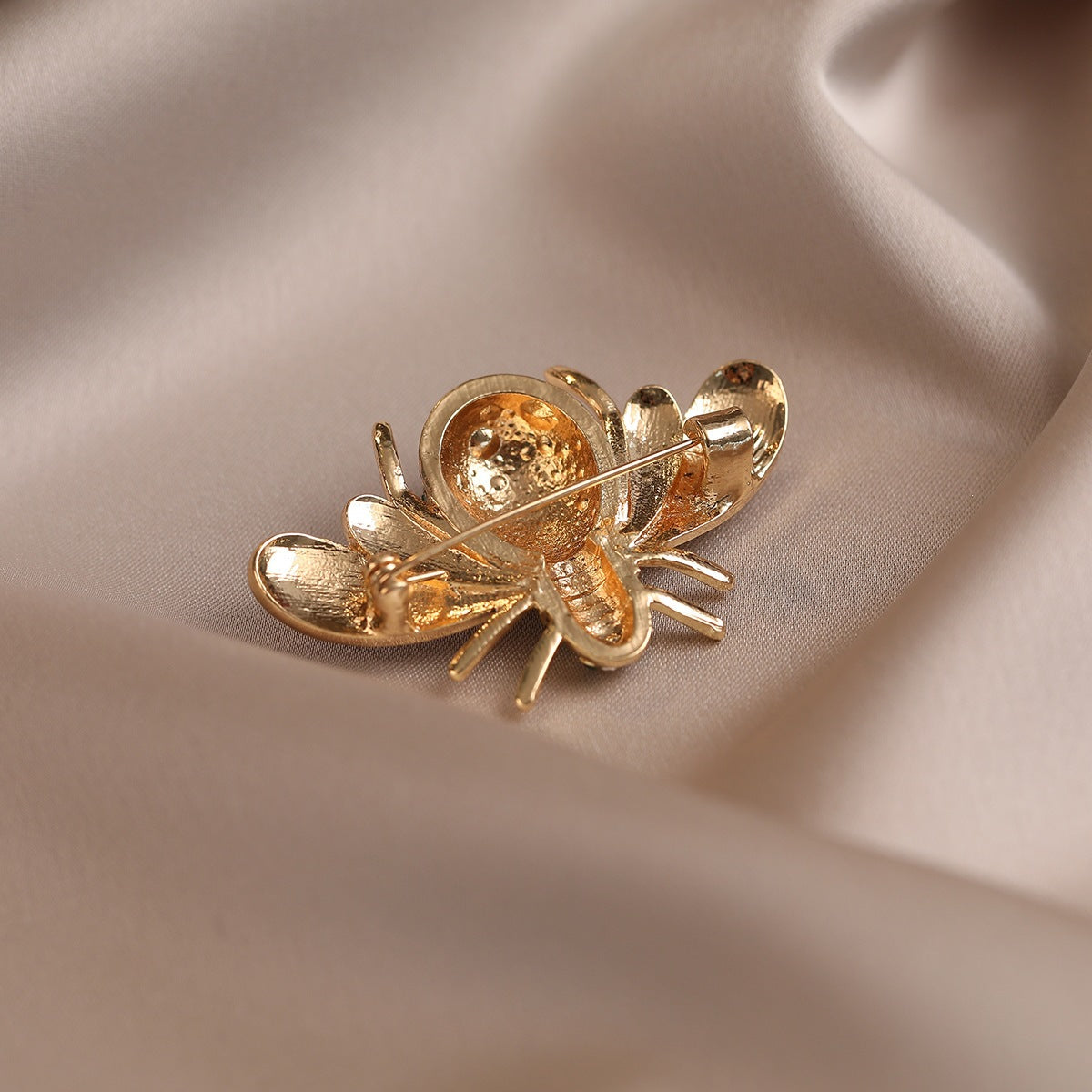 Exquisite Brosche Im Bienen-Design Brehn