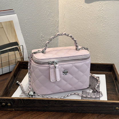 Gepolsterte Kettenriemen-Handtasche