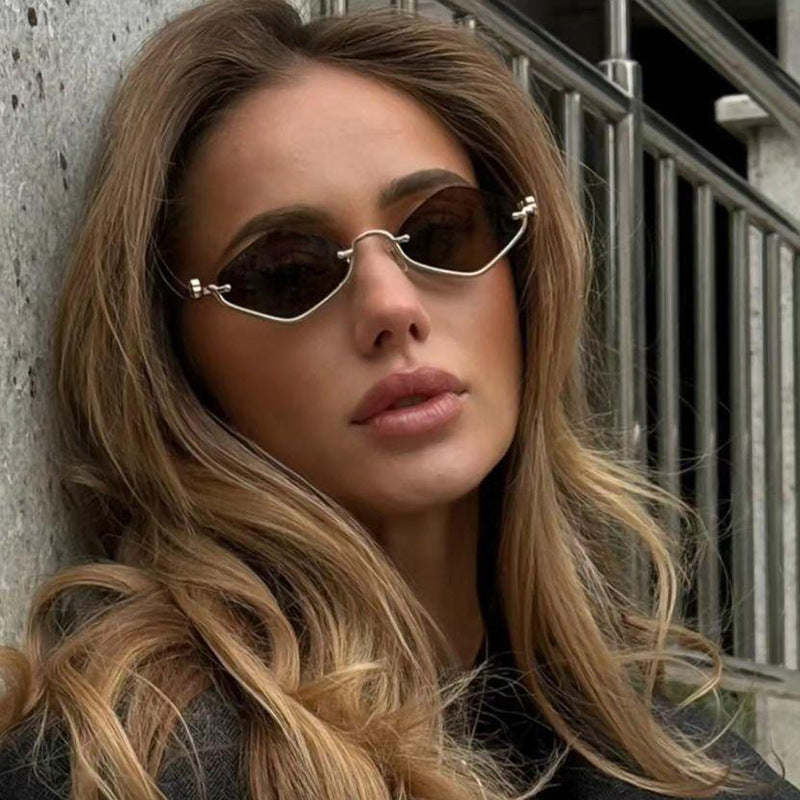 Damen trendy quadratische Sonnenbrille mit filigranem Metallrahmen Brehn