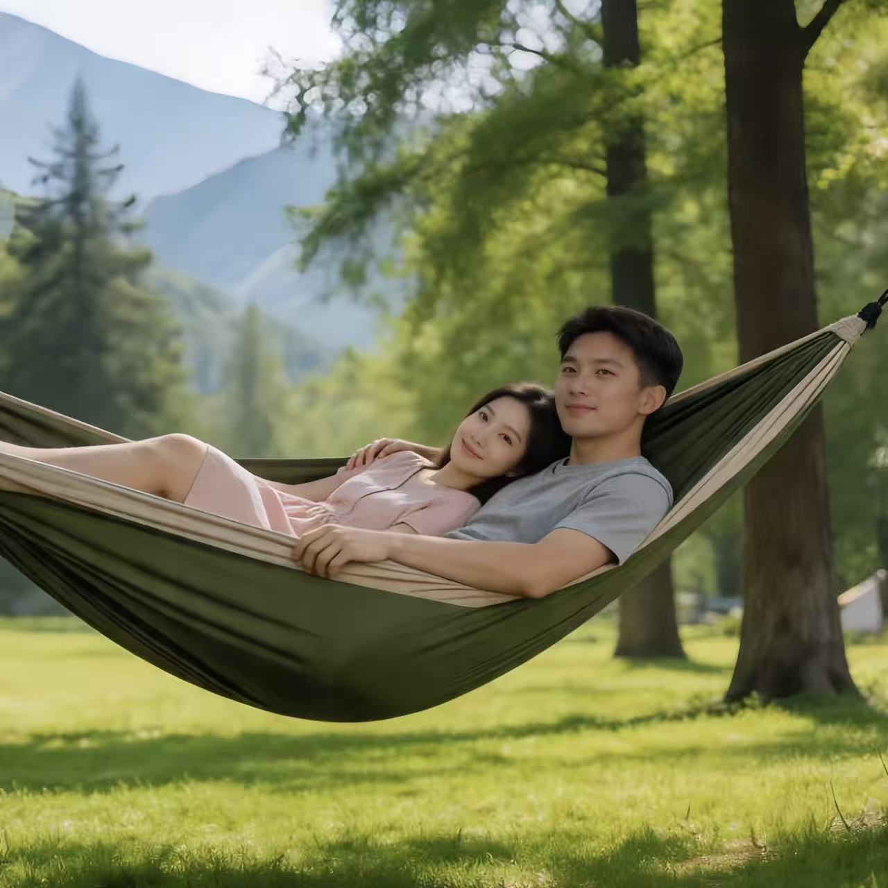 Ultraleichte tragbare Fallschirm-Camping-Hängematte mit verstärkten Baumgurten und Ripstop-Nylon Brehn