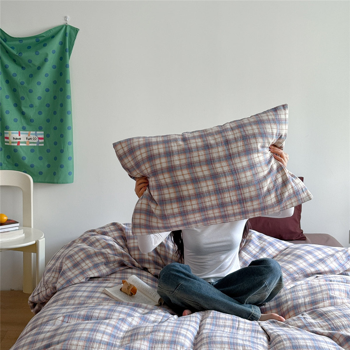 Leichtes Karomuster-Bettwäscheset aus Baumwoll-Musselin mit softer Oberfläche