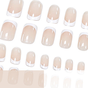 Französische Tipp Acrylnagelverlängerungen Brehn
