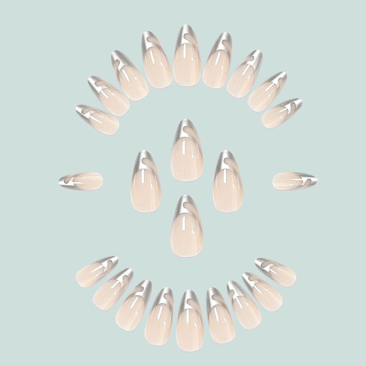 Exklusive Stiletto Kunstnägel mit Metallic-Akzenten Brehn