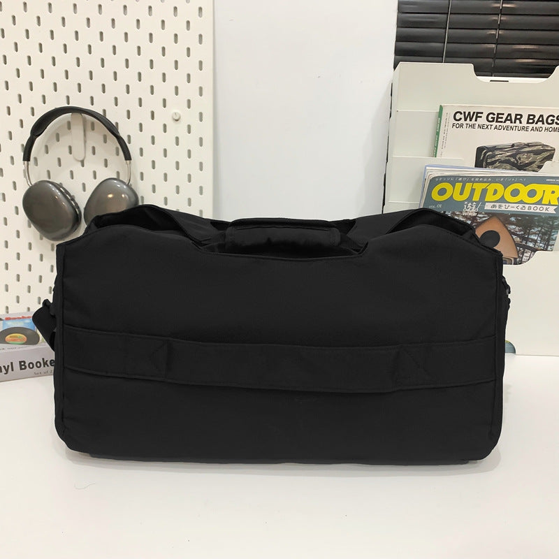 Sportliche Multifunktions-Duffle-Bag mit Robusten Außenfächern Brehn