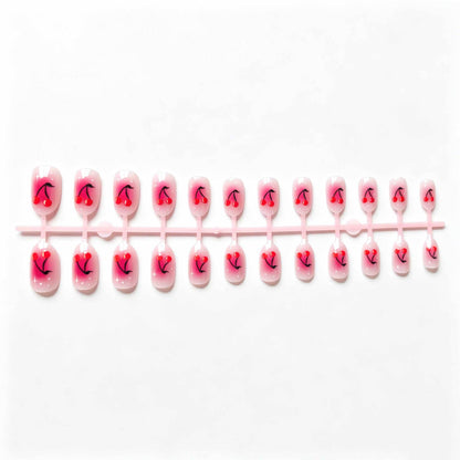 Kirsch-inspiriertes Gellack-Nageldesign