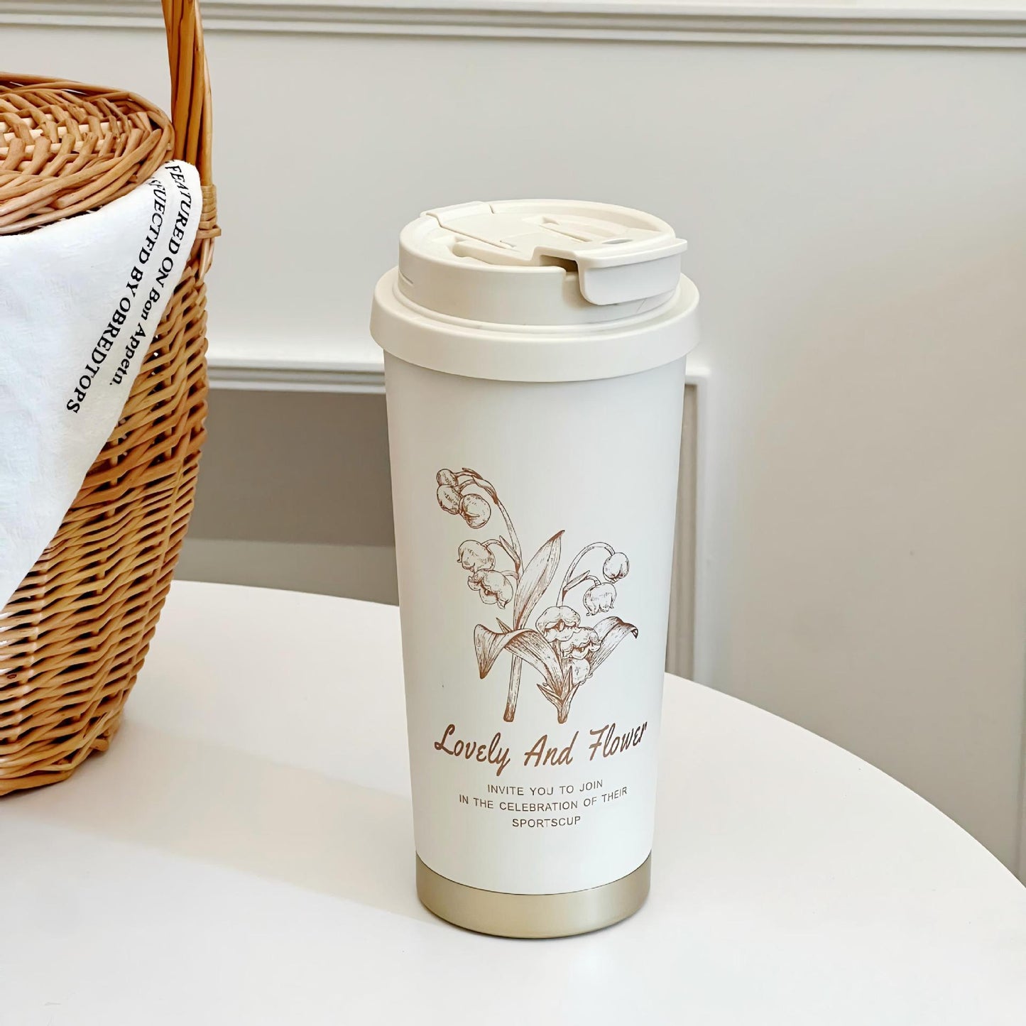 Damen Reisebecher mit eleganter Blumenillustration Brehn