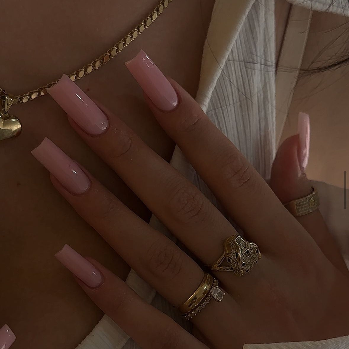 Künstliche Nagelspitzen mit Hochglanz-Finish Brehn