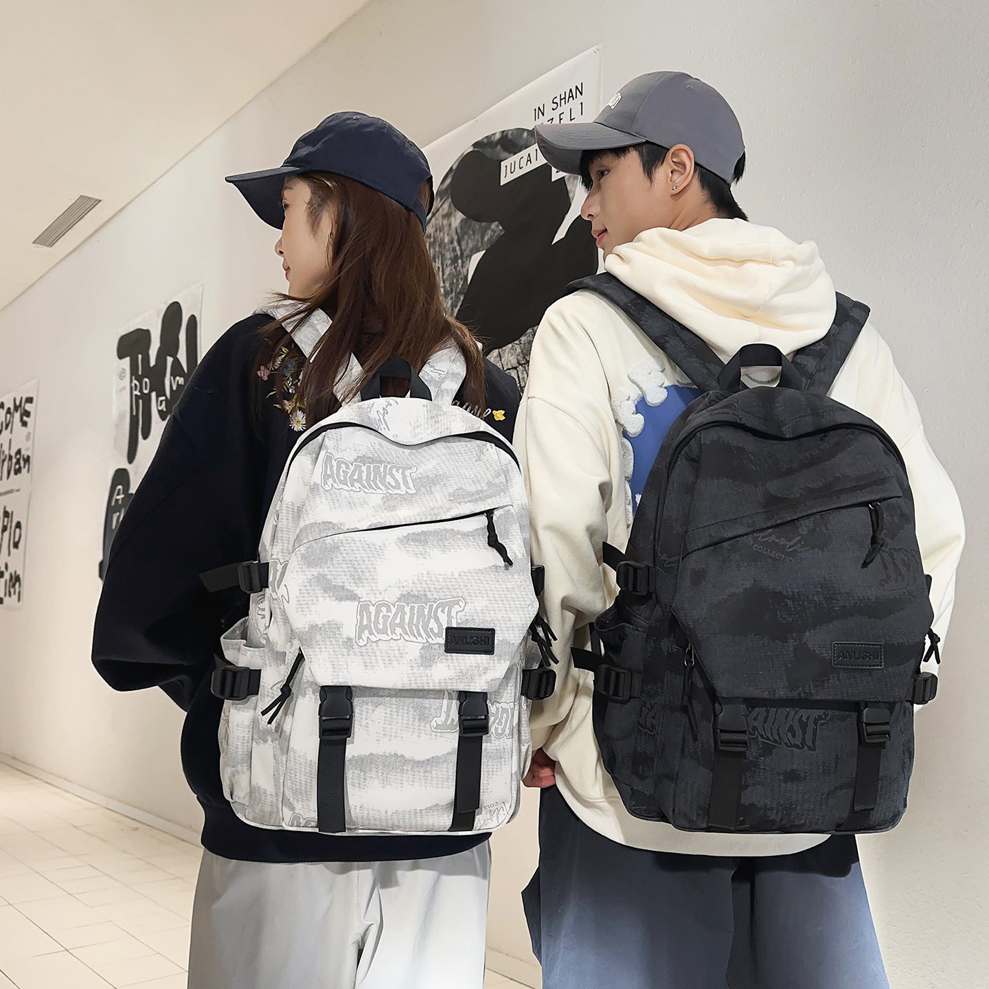 Multifunktionaler Rucksack mit Strapazierfähigem Design und Praktischem Stauraum Brehn